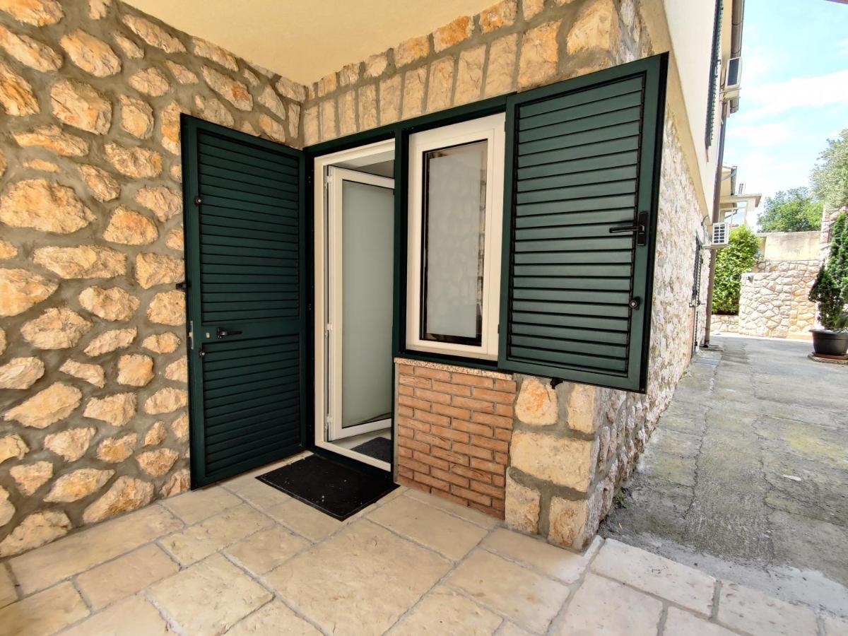 Biuk Apartments نوفي فينودولسكي المظهر الخارجي الصورة